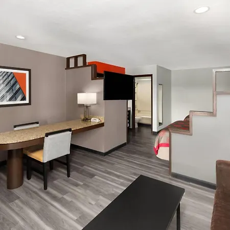 Ramada By Wyndham El Paso Hotel Exterior photo