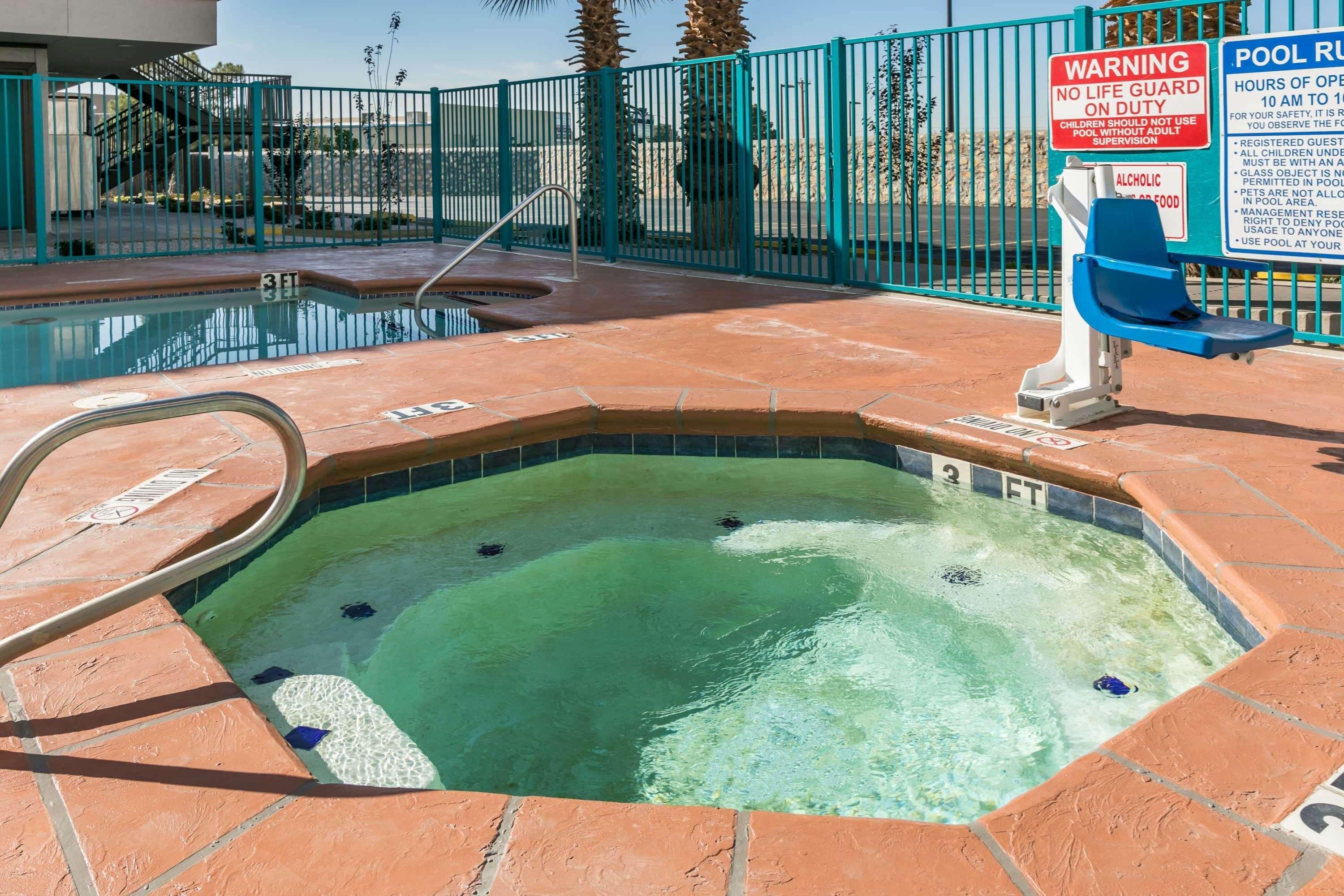 Ramada By Wyndham Hotel 3*