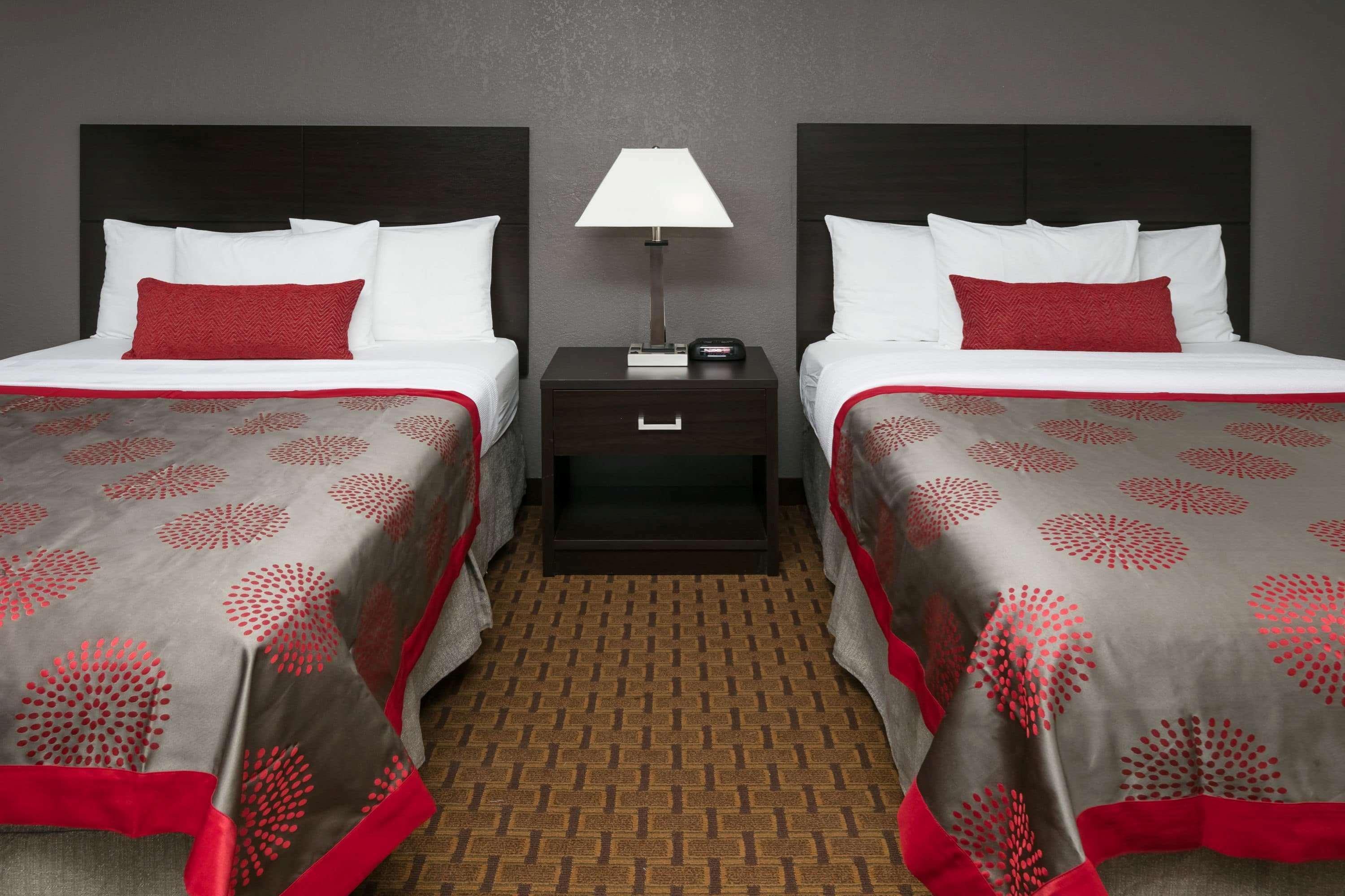 Ramada By Wyndham Hotel El Paso