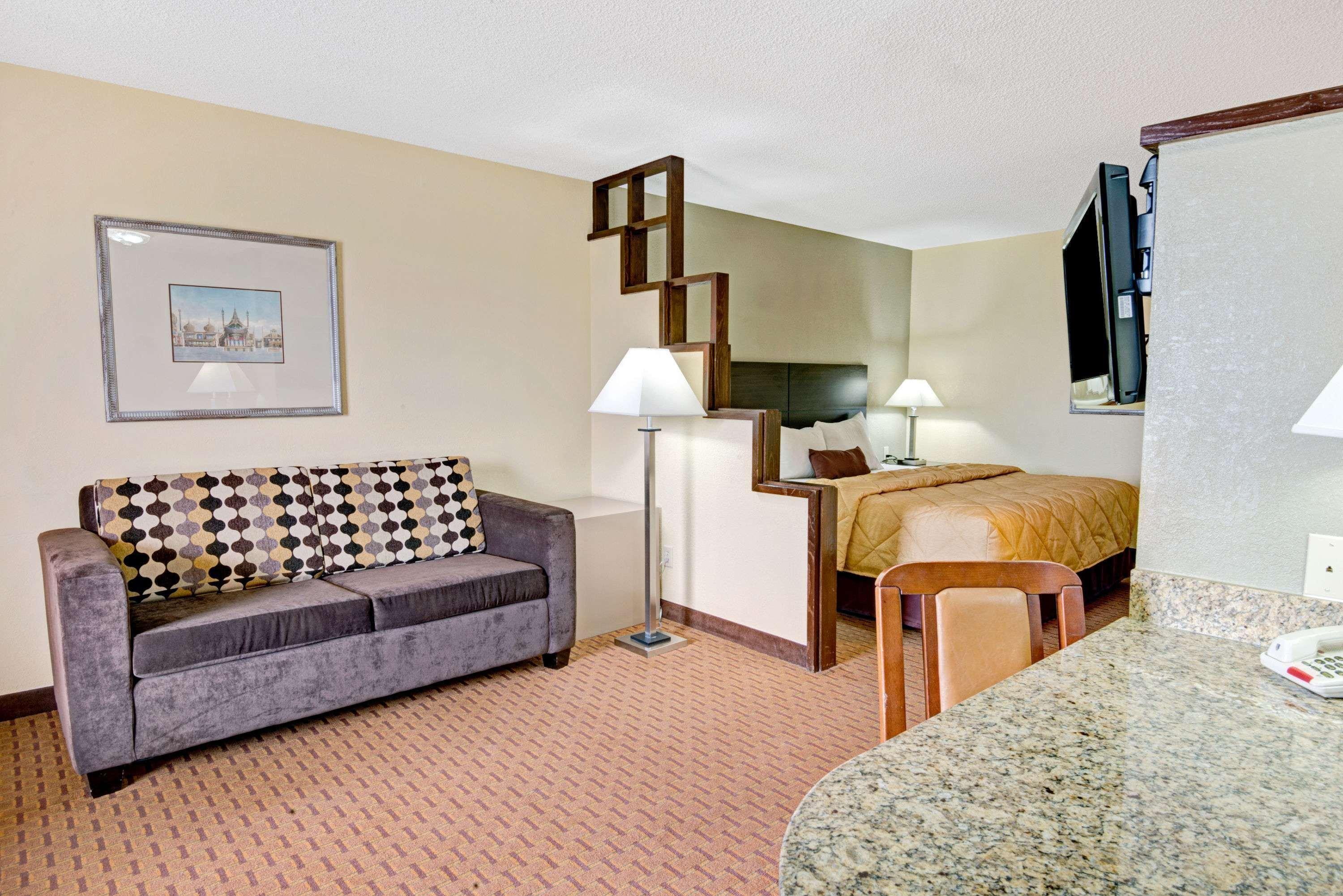 Ramada By Wyndham 3*