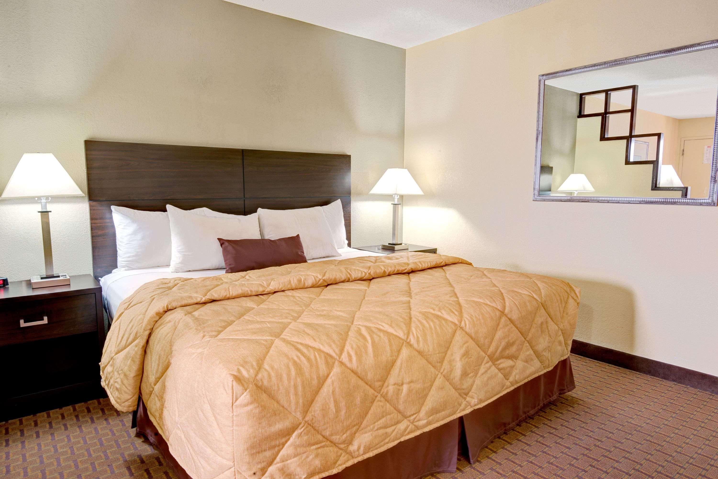 Ramada By Wyndham 3*