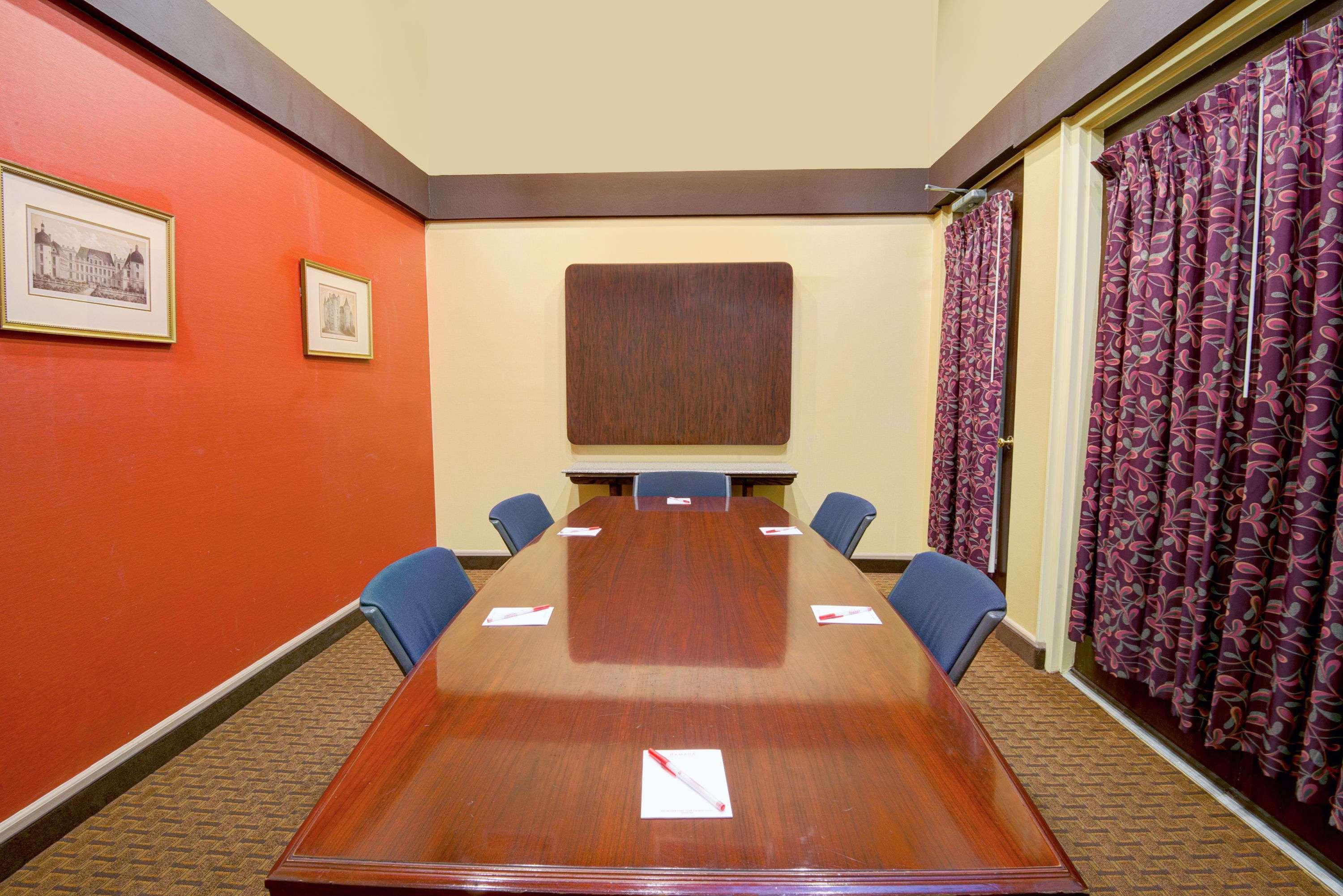 Hotel Ramada By Wyndham