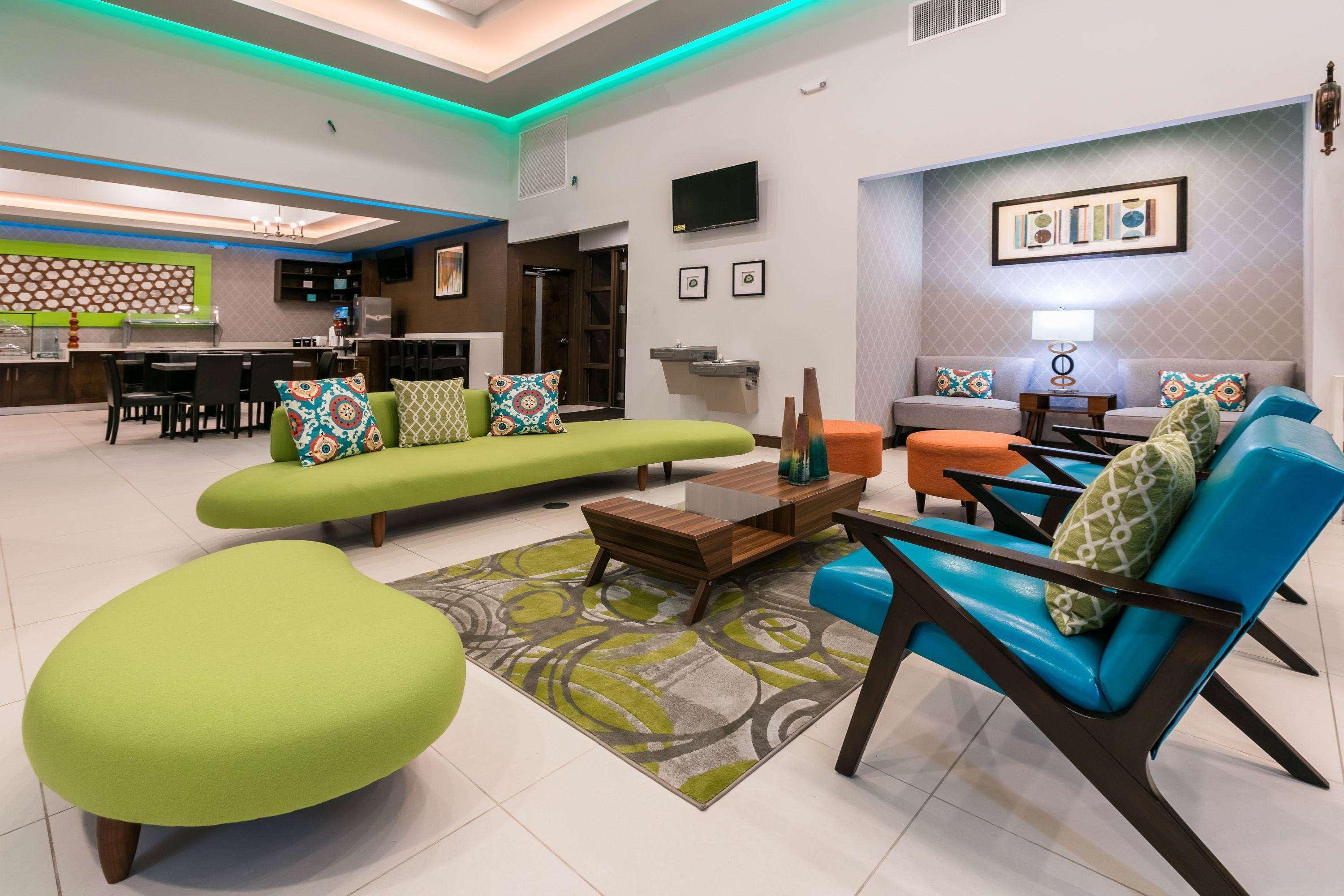 Ramada By Wyndham