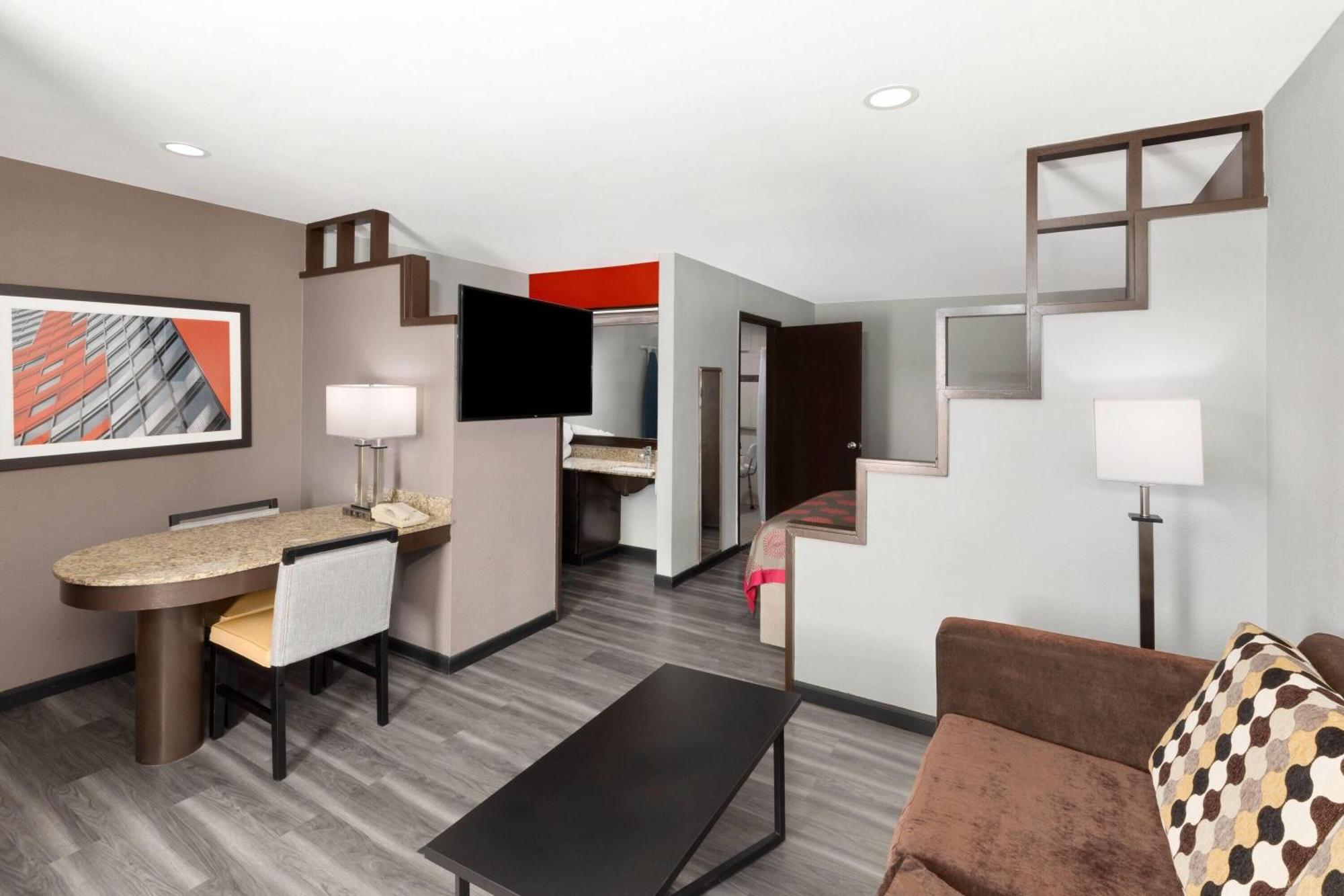 Ramada By Wyndham